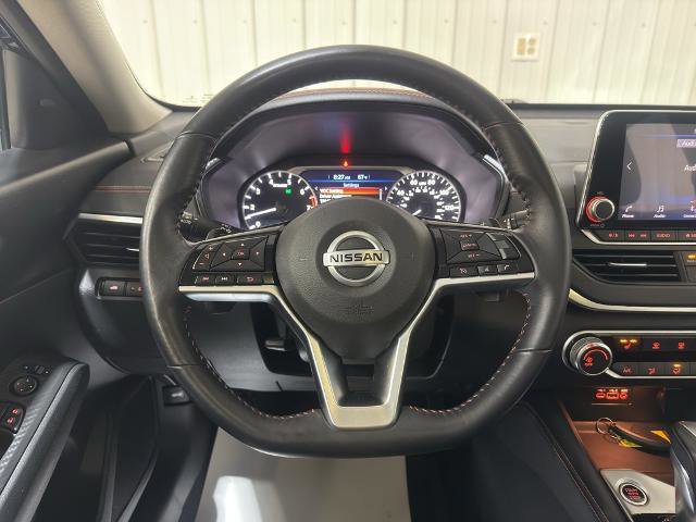 Used 2020 Nissan Altima 2.5 SR w/ Premium Package image 8