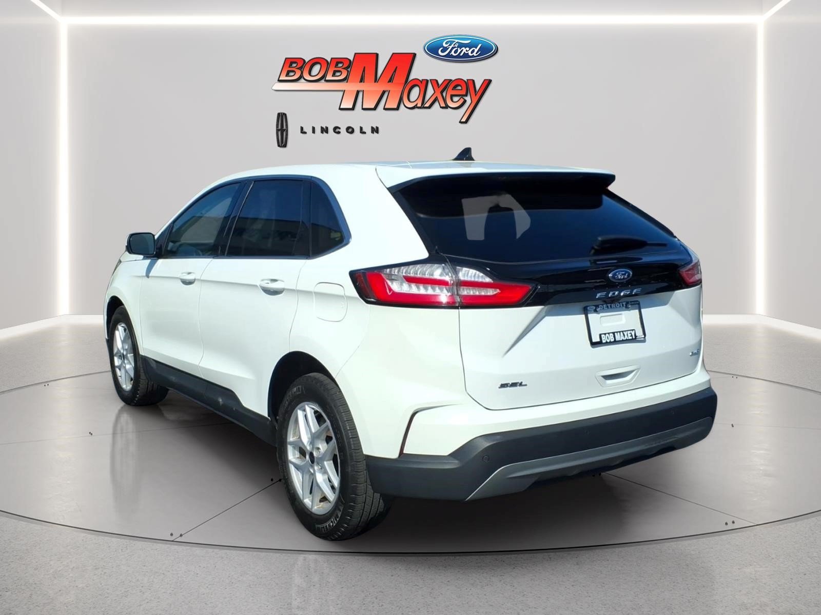 Certified 2023 Ford Edge SEL w/ Convenience Package AWD/4WD image 6