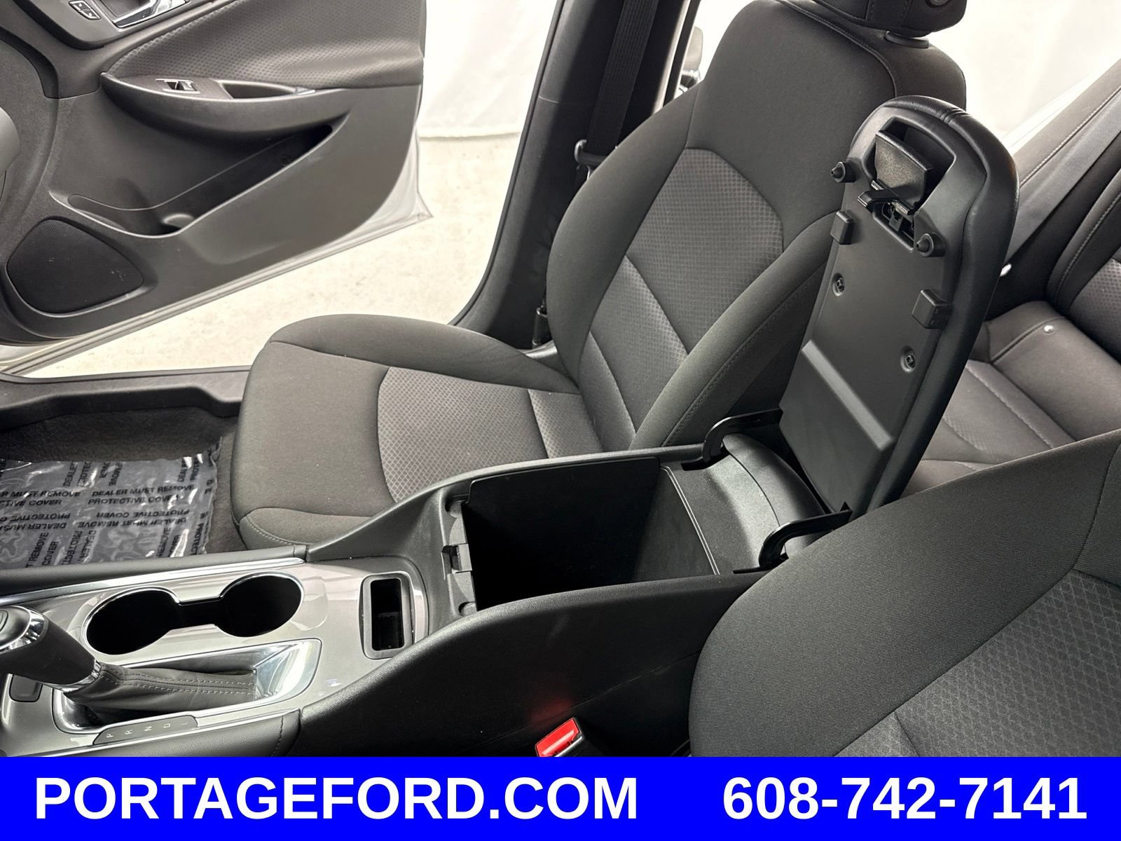 Used 2018 Chevrolet Malibu LT FWD image 19