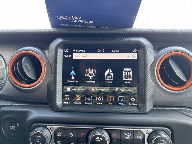 Used 2022 Jeep Gladiator Mojave w/ Cold Weather Group AWD/4WD image 19
