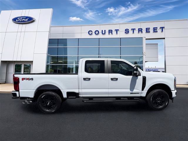 Certified 2024 Ford F250 XL w/ STX Appearance Package AWD/4WD image 8