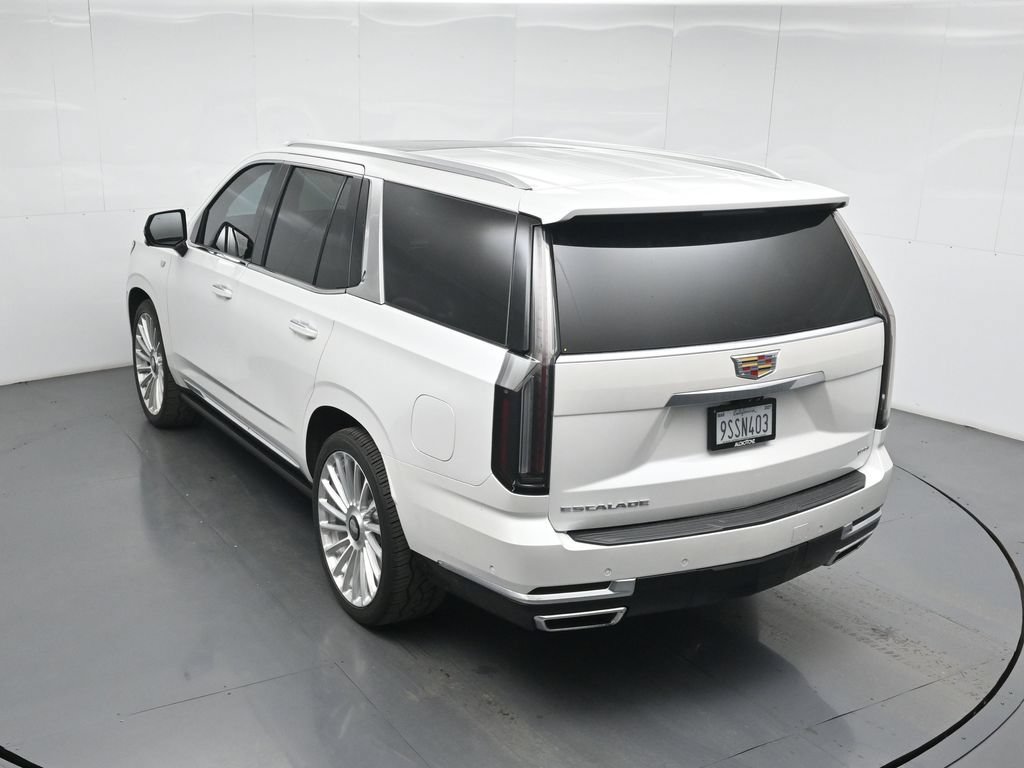 Used 2025 Cadillac Escalade Premium Luxury Platinum AWD/4WD image 16