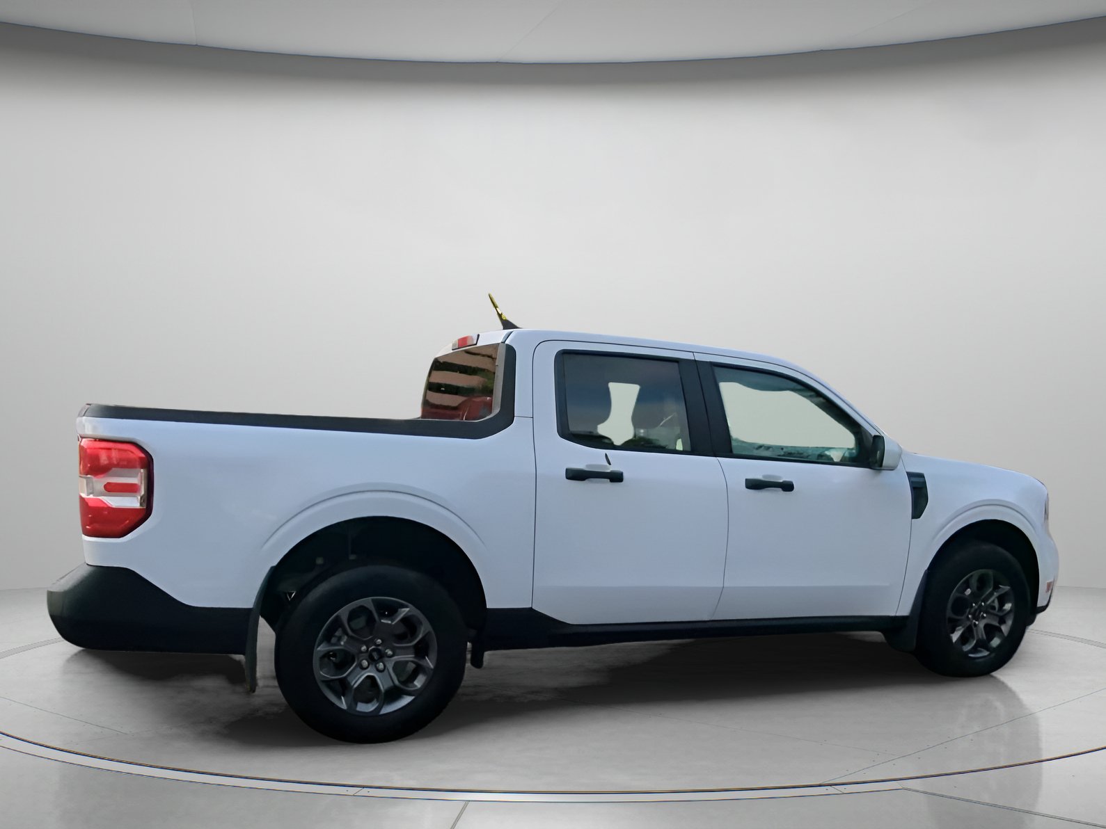 Certified 2023 Ford Maverick XLT w/ XLT Luxury Package FWD image 30