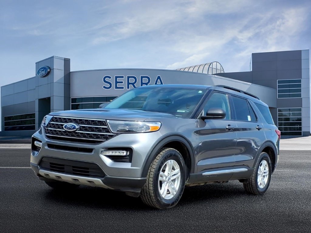 Certified 2023 Ford Explorer XLT w/ Equipment Group 202A AWD/4WD image 1
