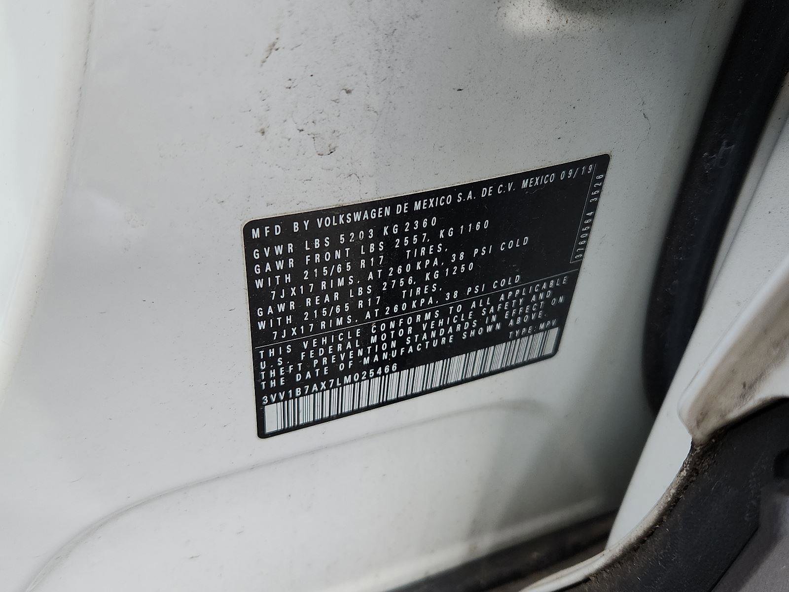 Used 2020 Volkswagen Tiguan S image 14