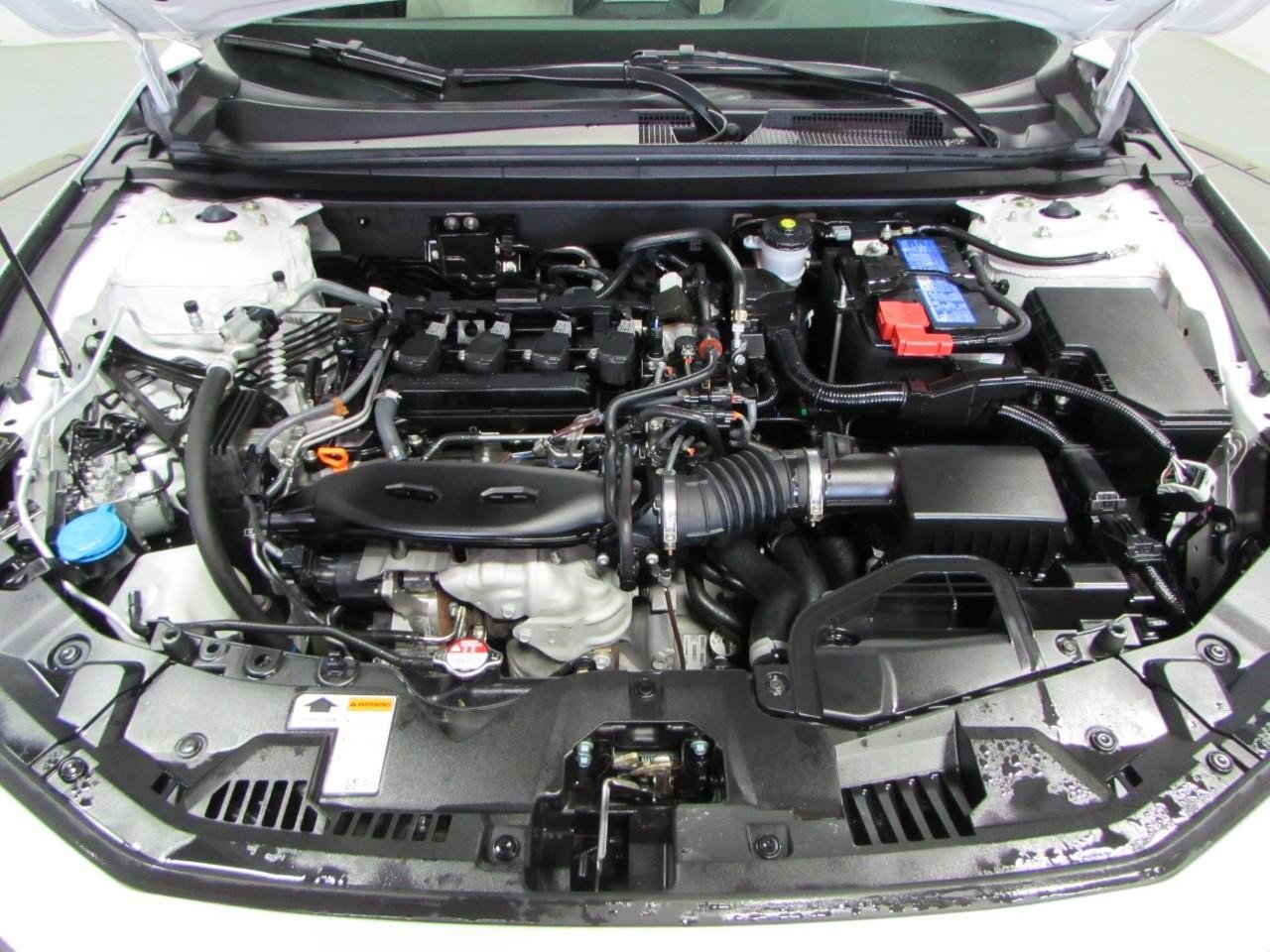 Used 2025 Honda Accord SE image 10