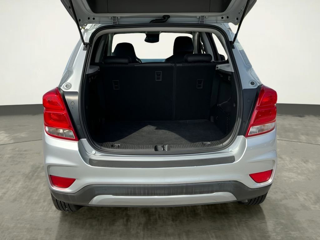 Used 2019 Chevrolet Trax LT w/ LT Convenience Package image 21