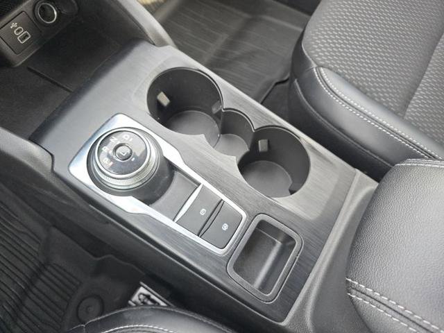 Certified 2025 Ford Escape SE FWD image 26