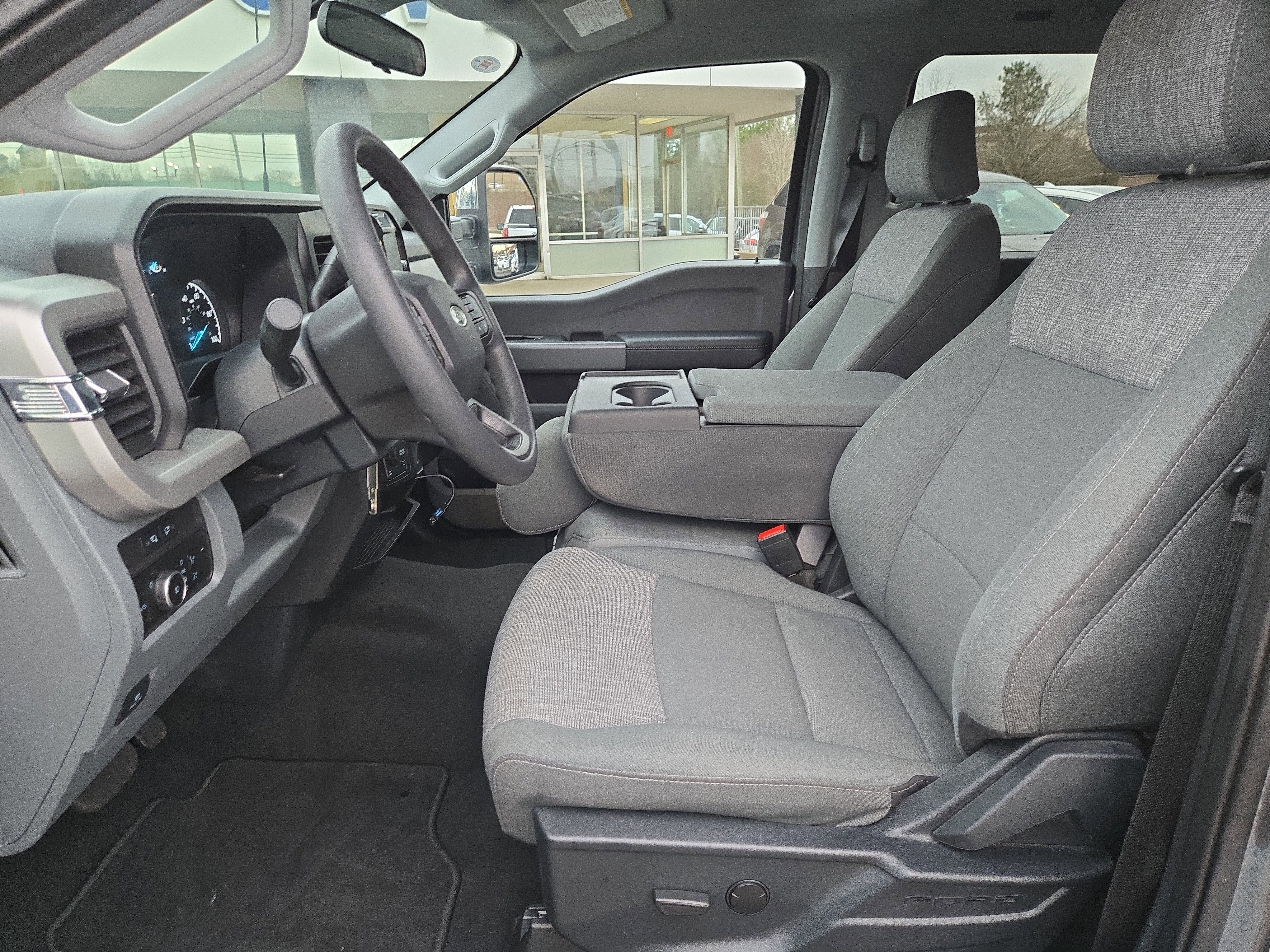 Certified 2024 Ford F350 XLT w/ 360-Degree Camera Package image 22