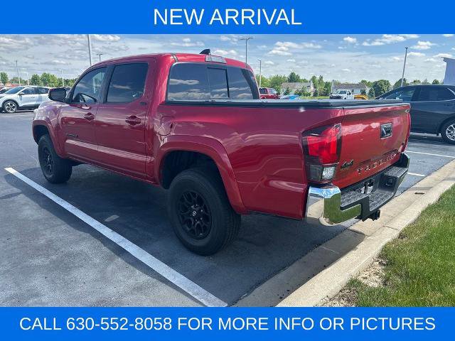 Used 2020 Toyota Tacoma SR5 w/ Blackout Package AWD/4WD image 3