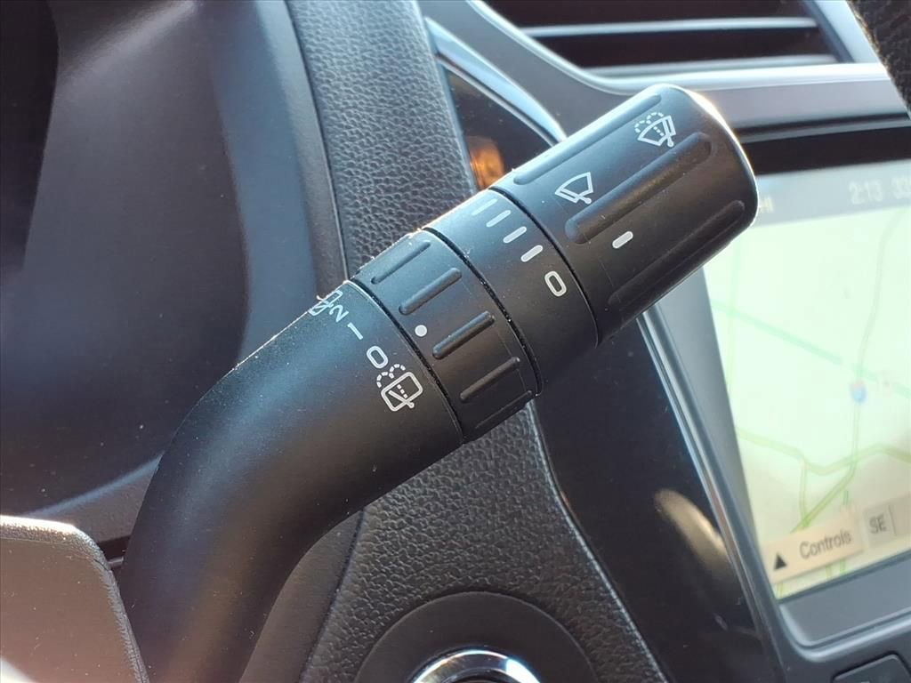 Certified 2019 Ford Explorer XLT w/ Equipment Group 202A image 20