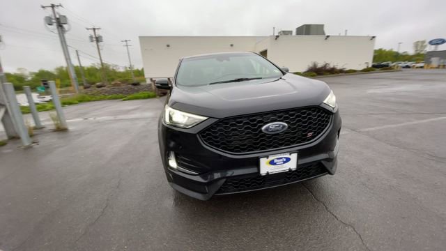 Certified 2020 Ford Edge ST w/ Cold Weather Package AWD/4WD image 3