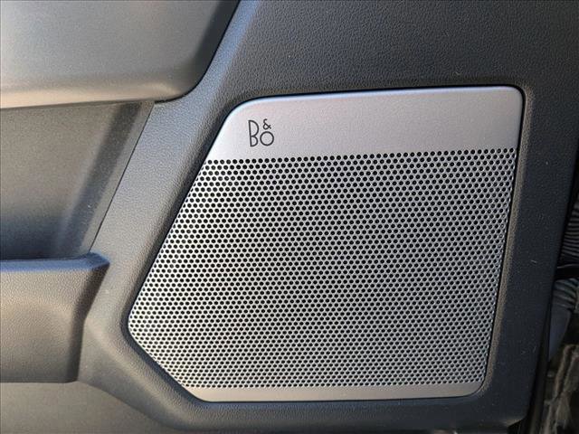 Certified 2022 Ford F150 Lariat w/ Equipment Group 501A Mid image 15