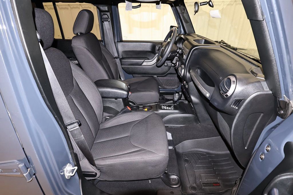 Used 2018 Jeep Wrangler Unlimited Sport image 20