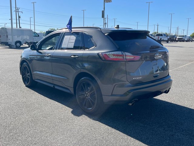 Certified 2020 Ford Edge ST-Line w/ Cold Weather Package FWD image 3