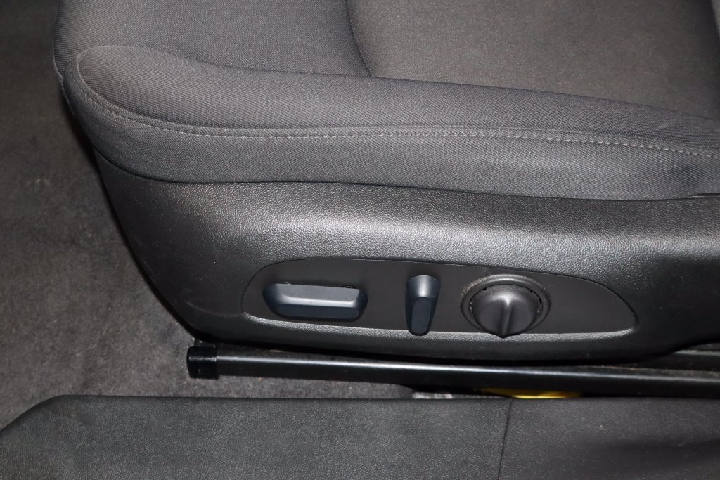 Used 2024 Chevrolet Malibu LT FWD image 23