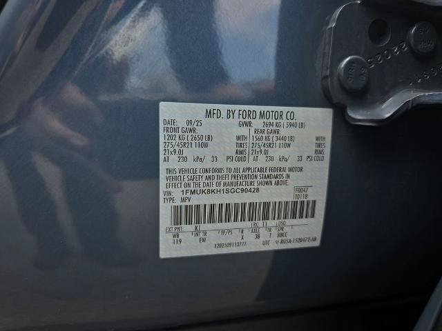 Certified 2025 Ford Explorer ST-Line w/ Premium Package AWD/4WD image 22