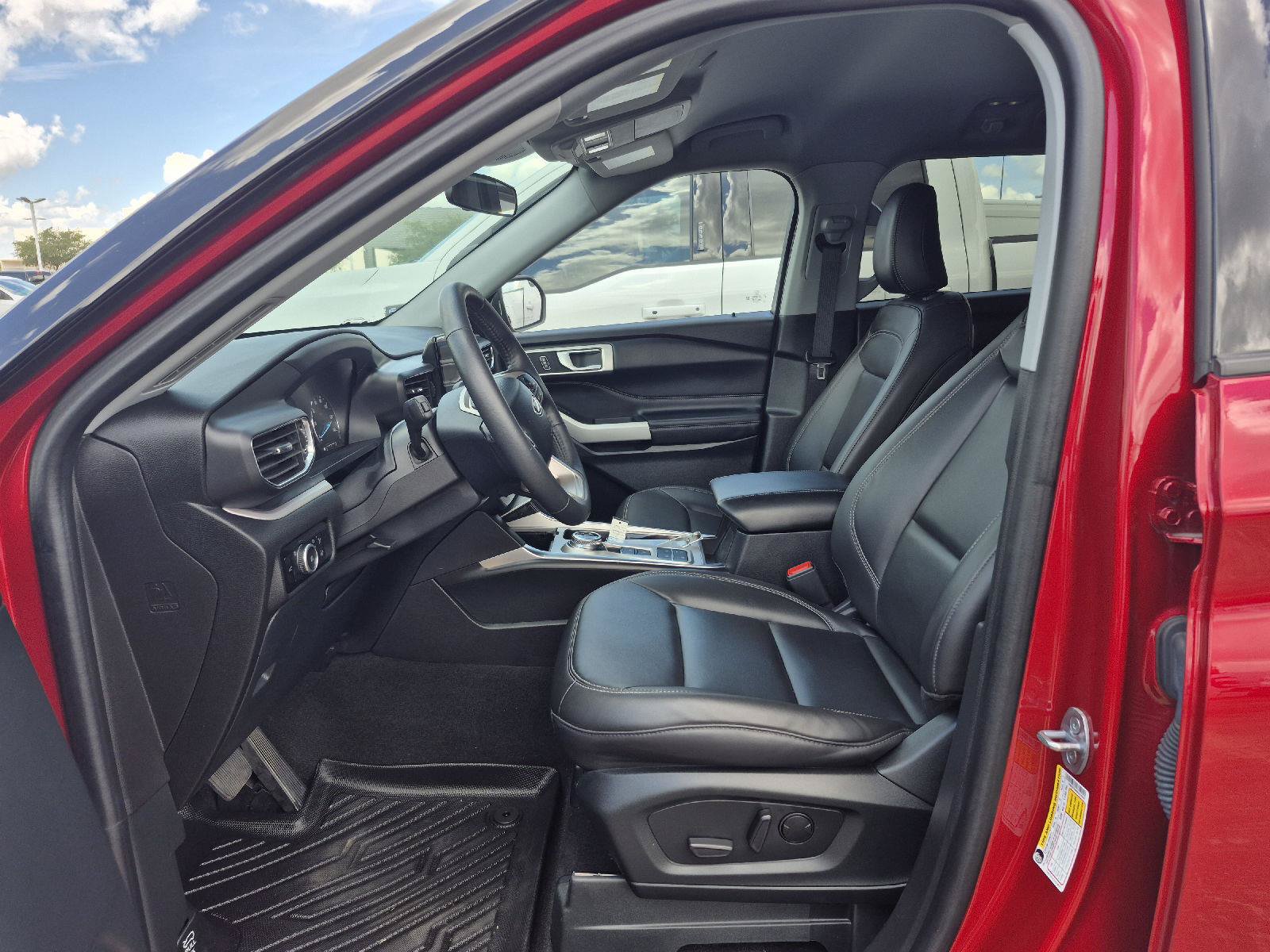 Certified 2024 Ford Explorer XLT w/ Equipment Group 202A RWD image 2