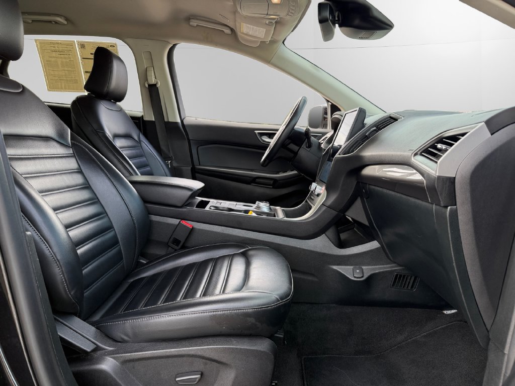 Certified 2024 Ford Edge SEL AWD/4WD image 14