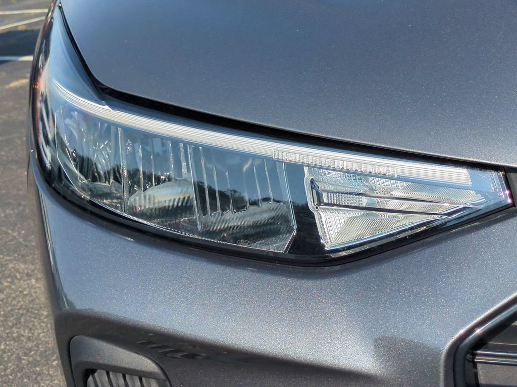 Certified 2025 Ford Escape ST-Line FWD image 11