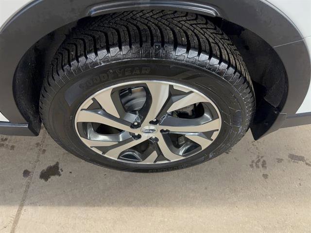 Used 2022 Subaru Outback Limited image 19