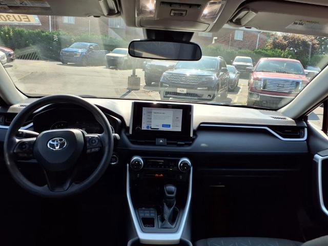Used 2024 Toyota RAV4 XLE image 14