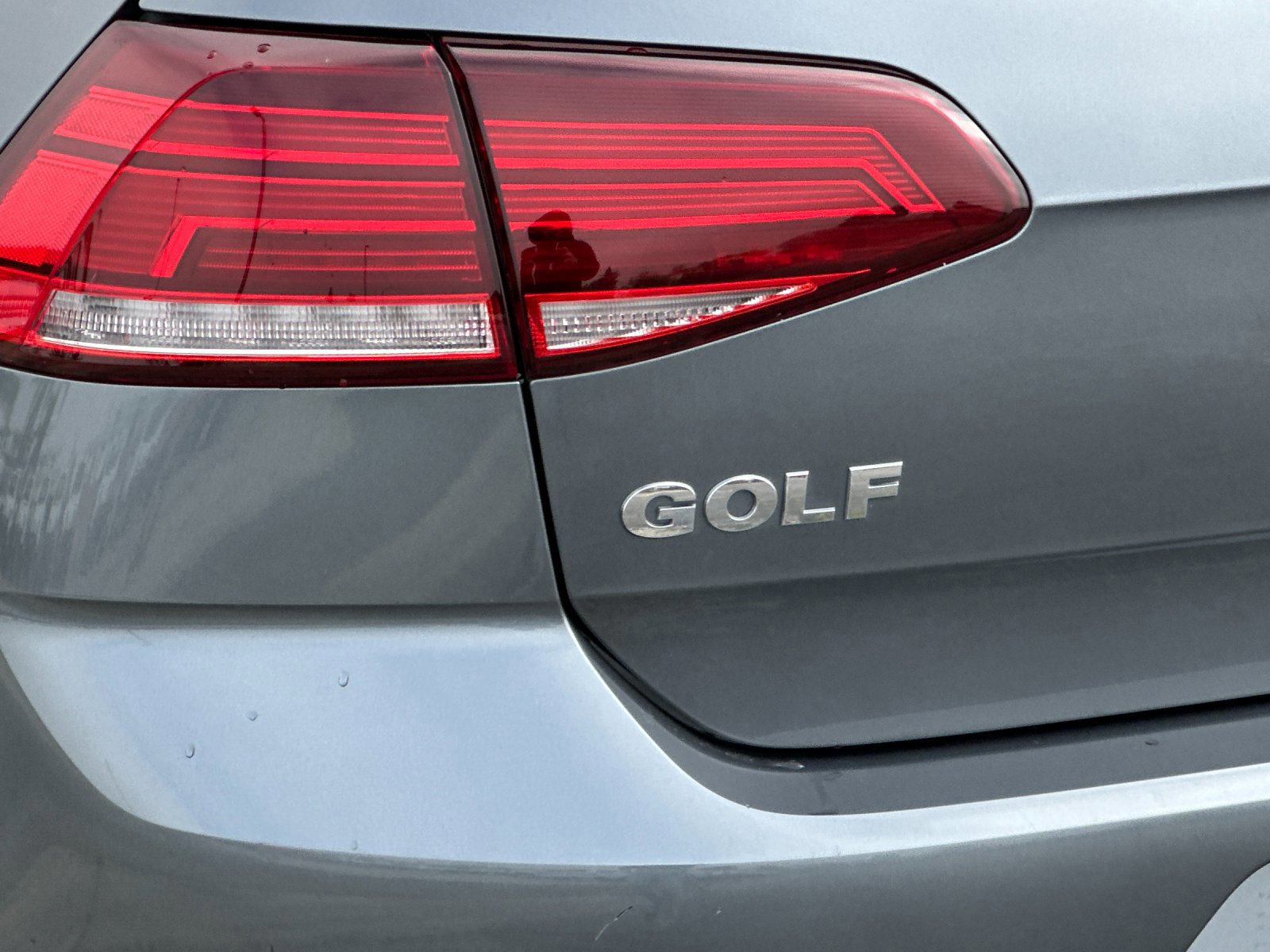 Used 2019 Volkswagen Golf image 23