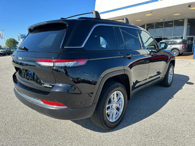 Used 2024 Jeep Grand Cherokee Laredo X w/ Luxury Tech Group I image 7