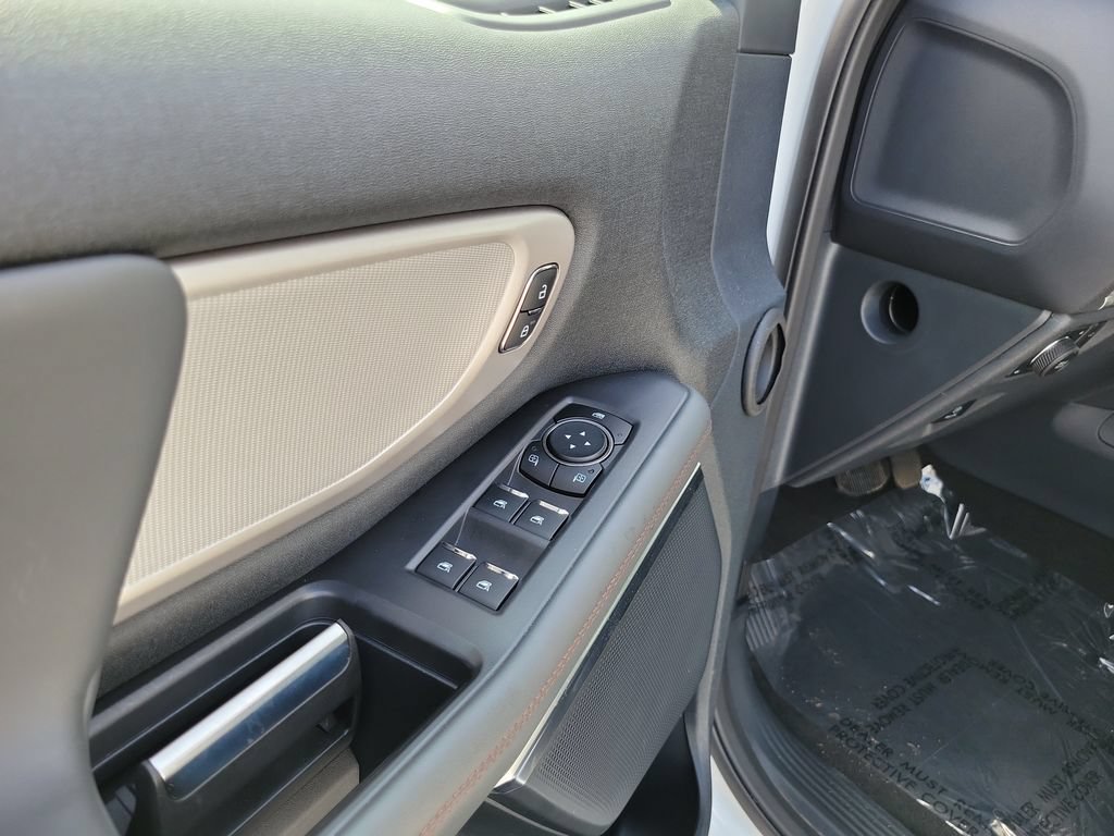 Certified 2025 Ford Expedition Max Active AWD/4WD image 7