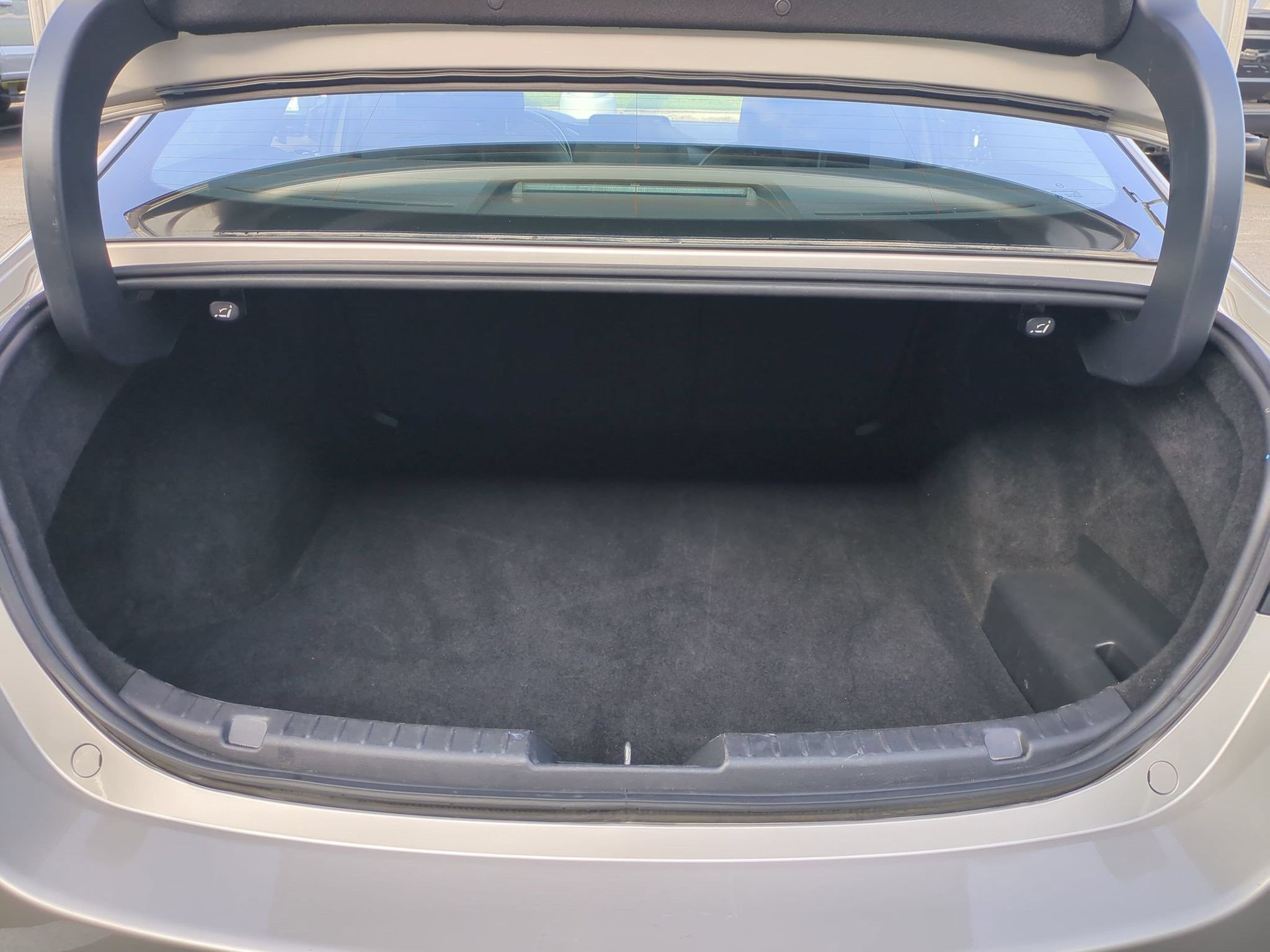 Used 2025 MAZDA MAZDA3 s FWD image 7