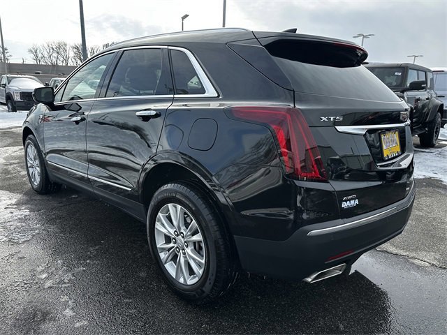 Used 2023 Cadillac XT5 Luxury image 3