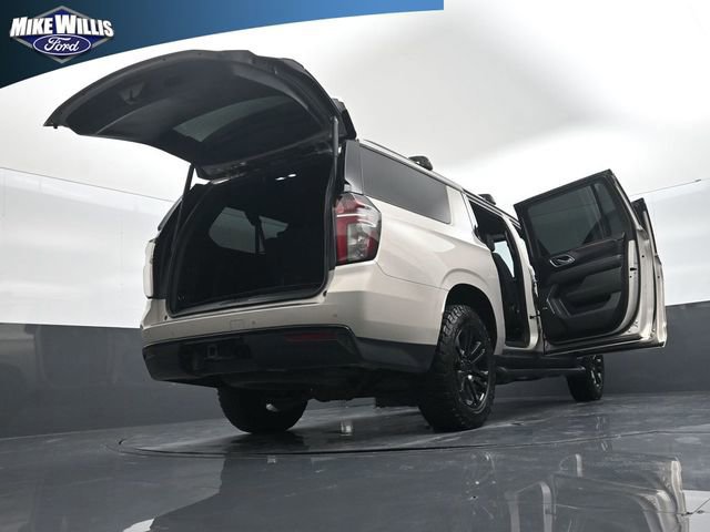Used 2023 Chevrolet Suburban Z71 image 29