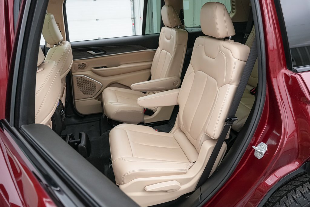 Used 2021 Jeep Grand Cherokee L Limited w/ Trailer Tow Group (B) image 19