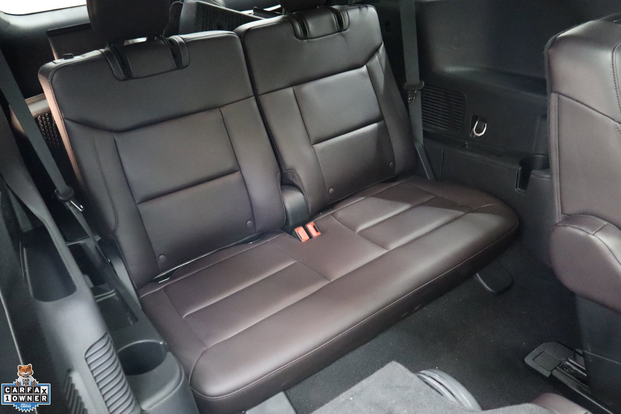 Certified 2025 Ford Explorer Platinum RWD image 34