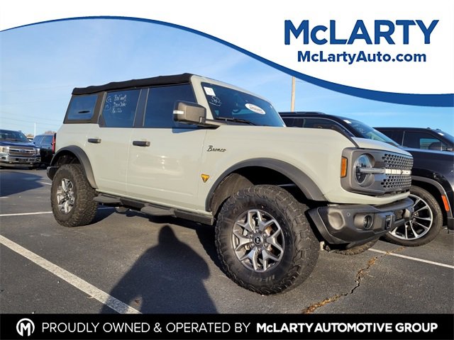 Certified 2022 Ford Bronco Badlands image 1
