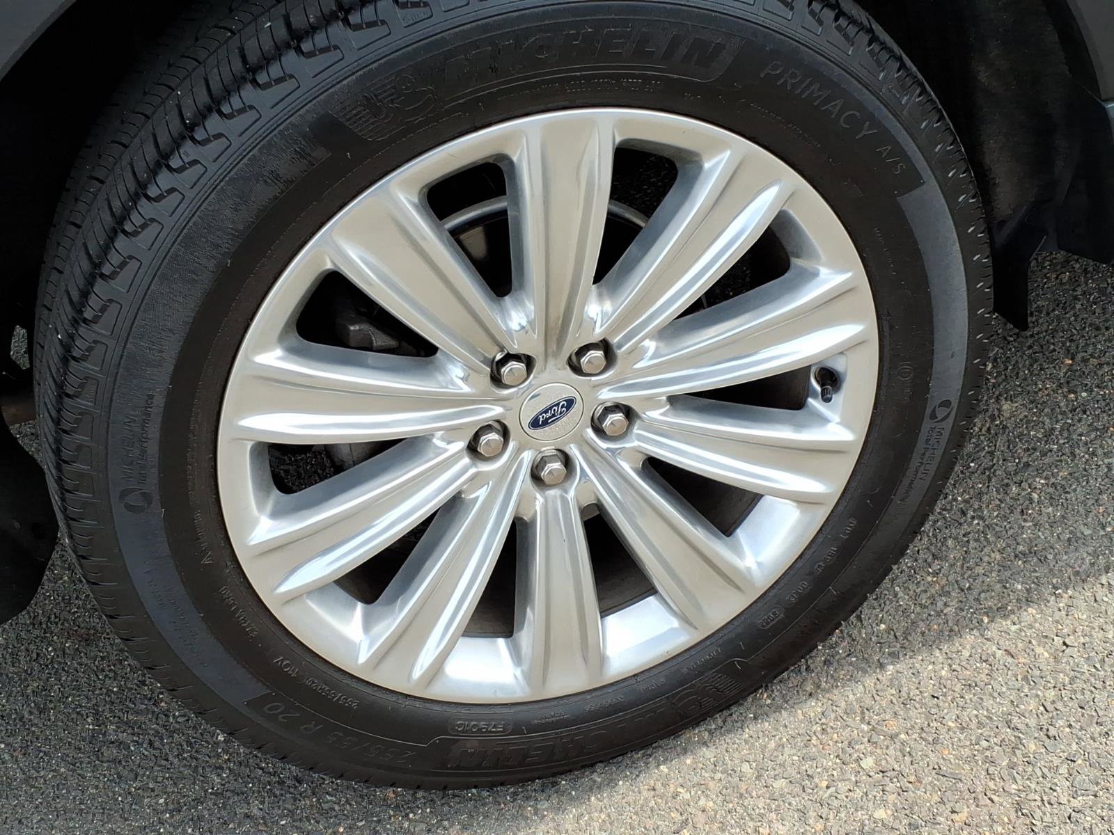 Certified 2023 Ford Explorer Limited AWD/4WD image 7