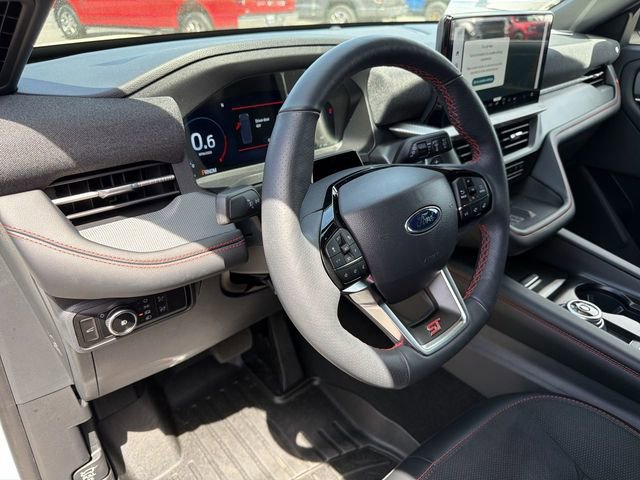 Certified 2025 Ford Explorer ST image 12