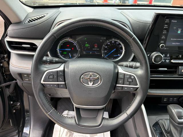 Used 2022 Toyota Highlander Bronze Edition AWD/4WD image 14