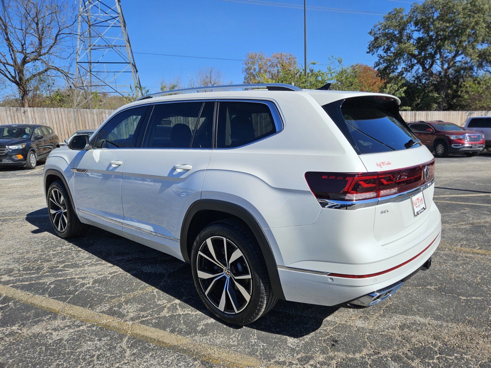 Used 2025 Volkswagen Atlas SEL Premium R-Line image 5