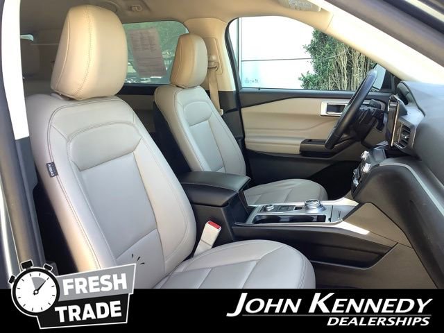 Certified 2020 Ford Explorer XLT w/ Equipment Group 202A AWD/4WD image 24