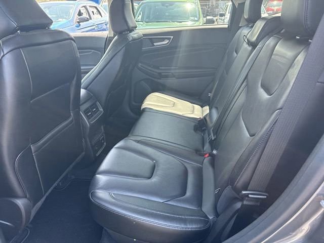 Certified 2022 Ford Edge Titanium image 11
