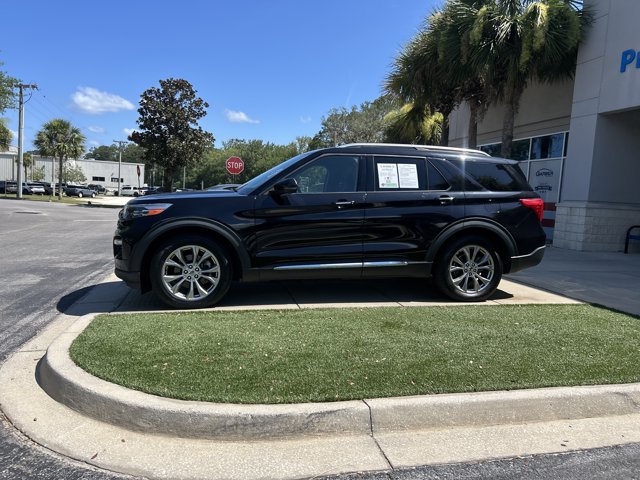 Certified 2022 Ford Explorer Limited w/ Equipment Group 301A RWD image 12