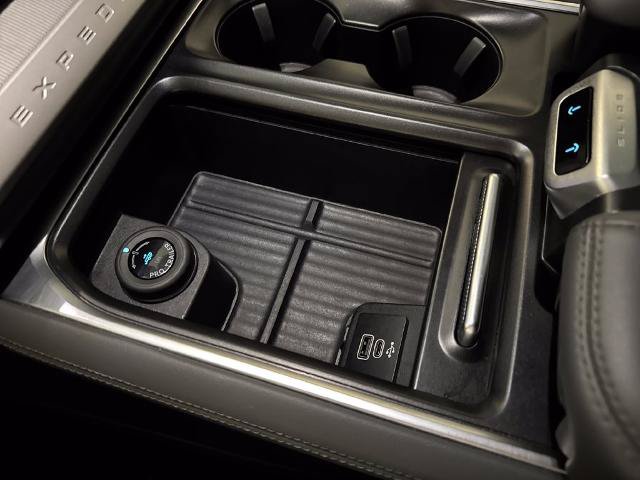Certified 2026 Ford Expedition Active RWD image 30