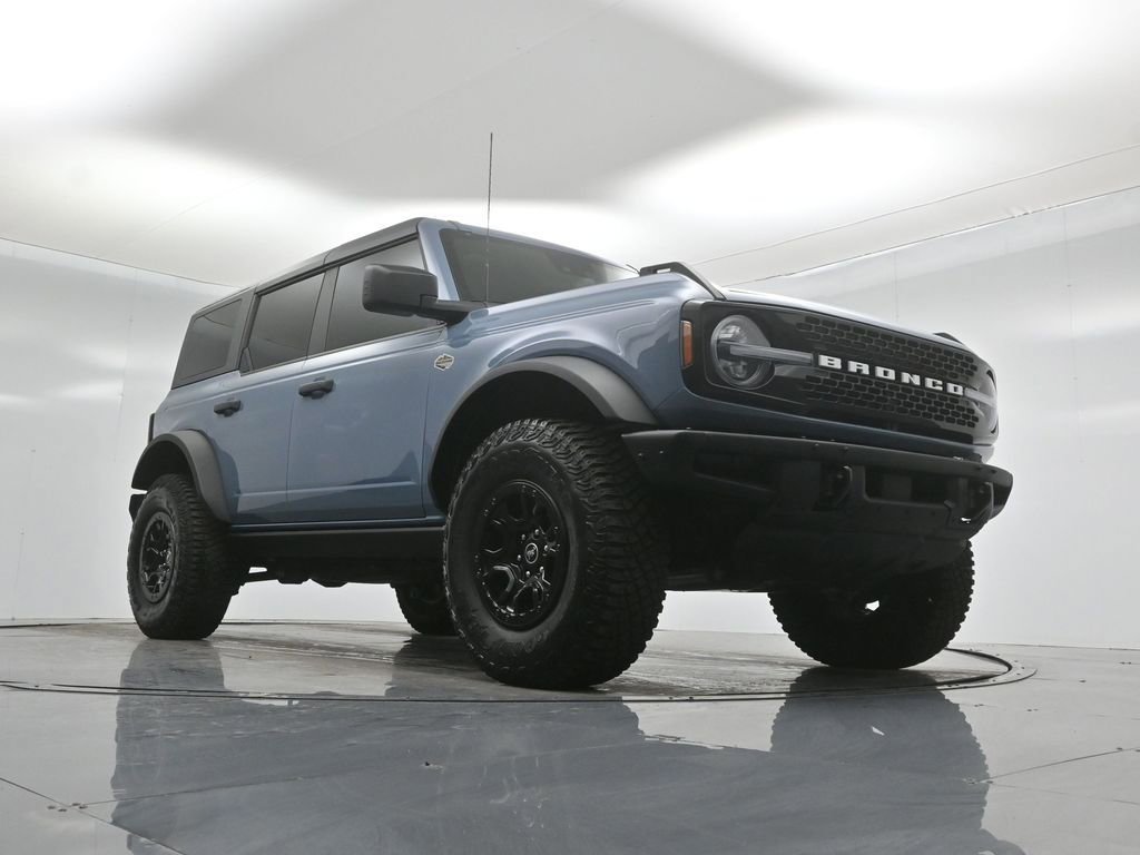 Certified 2024 Ford Bronco Wildtrak AWD/4WD image 45