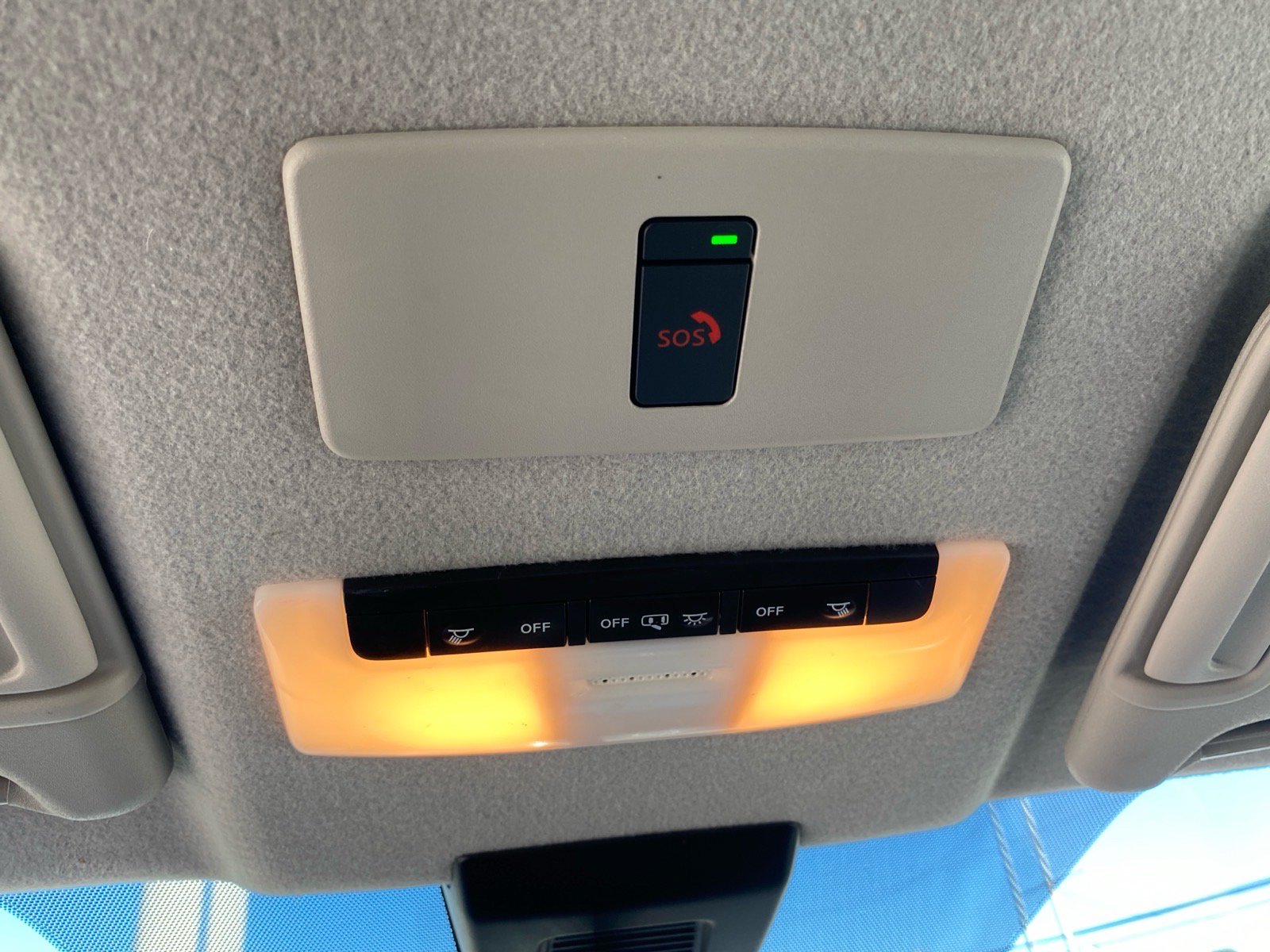Used 2023 Nissan Kicks SR w/ SR Premium Package FWD image 26