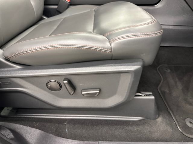 Certified 2025 Ford Expedition Active image 12