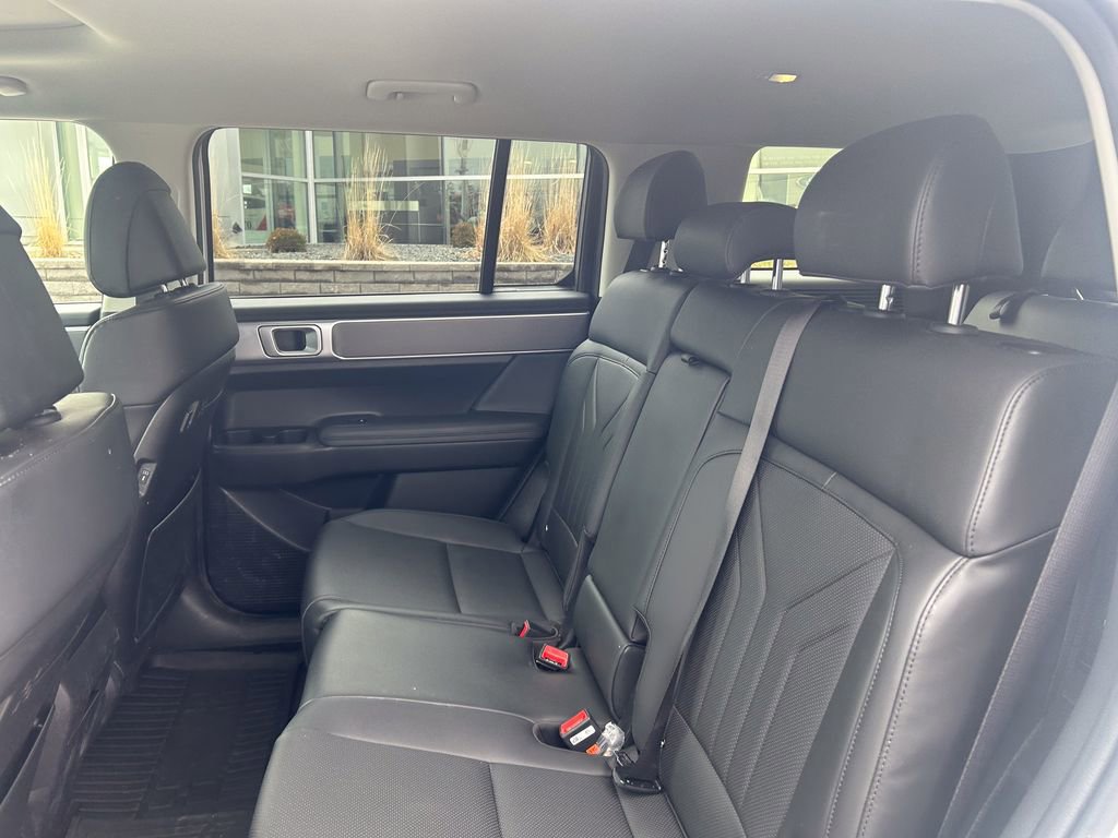 Used 2025 Hyundai Santa Fe XRT image 13