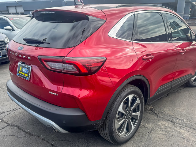 Certified 2024 Ford Escape Platinum image 5