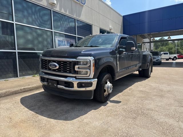 Certified 2023 Ford F350 Lariat w/ Lariat Ultimate Package AWD/4WD image 4