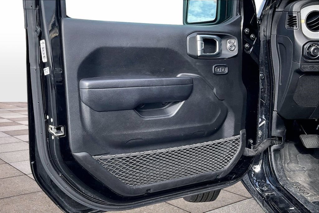 Used 2024 Jeep Wrangler Unlimited Sport AWD/4WD image 23